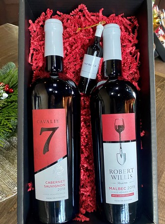 Reserve Red Gift Pack